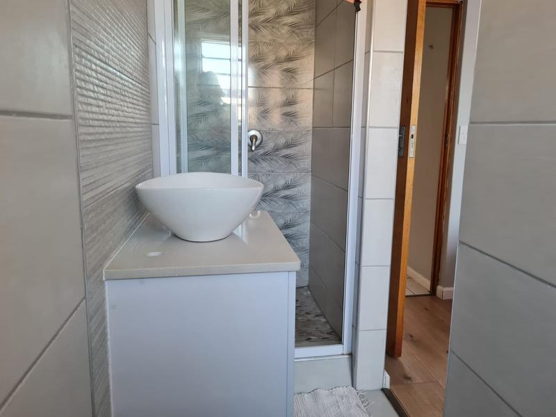 To Let 3 Bedroom Property for Rent in Kraaifontein East Western Cape
